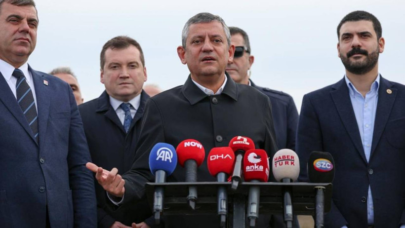 CHP İmralı'ya Gidecek mi? Özgür Özel’den Çok Konuşulacak Açıklama - Resim : 1