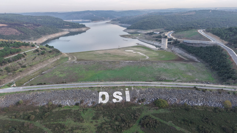 Son 10 Yıldır Böylesi Görülmedi! İstanbul İçin Su Krizi Kapıda: Barajlar Adeta Kurudu - Resim : 4
