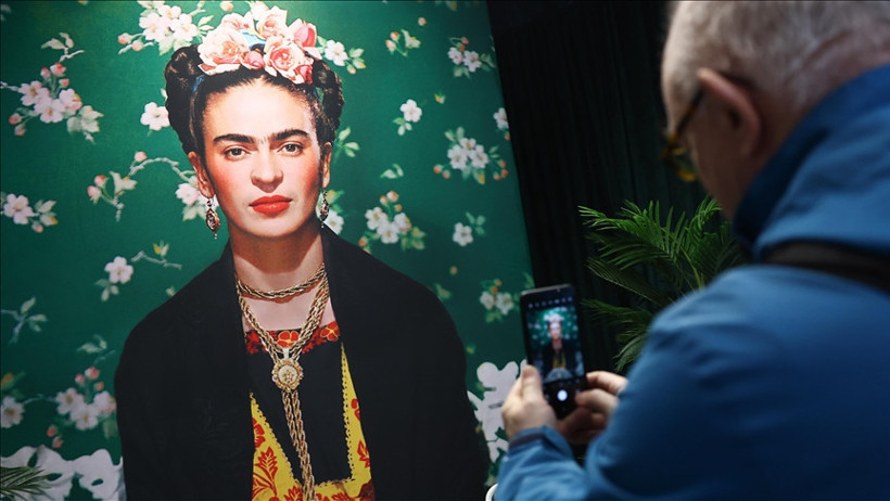 Sanat Dünyasında 'Kadın' Rekoru: Frida Kahlo'nun Otoportresi 54,7 Milyon Dolara Satıldı - Resim : 3