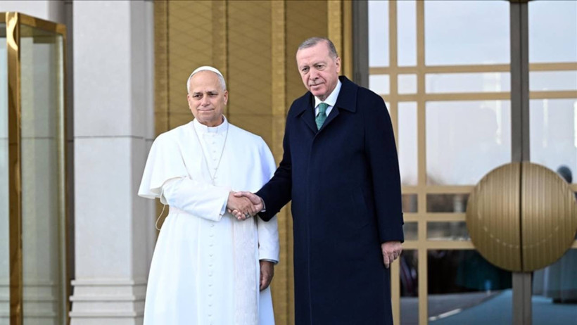 CANLI | Papa 14. Leo İstanbul'da: İkinci Gün Programı Başladı! Fransız Fakirhanesi'ne Geldi - Resim : 6