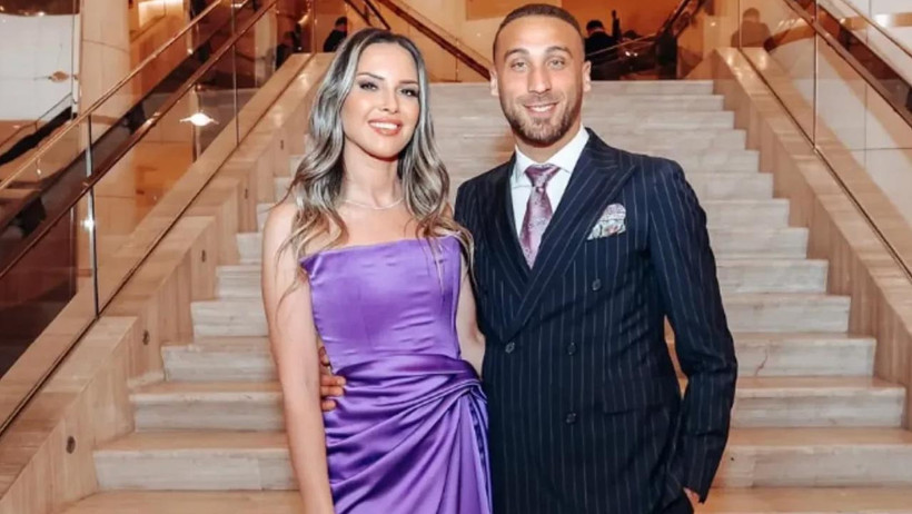 Boşanma İddiaları Gündeme Gelmişti: Cenk Tosun Sessizliğini Bozdu - Resim : 1