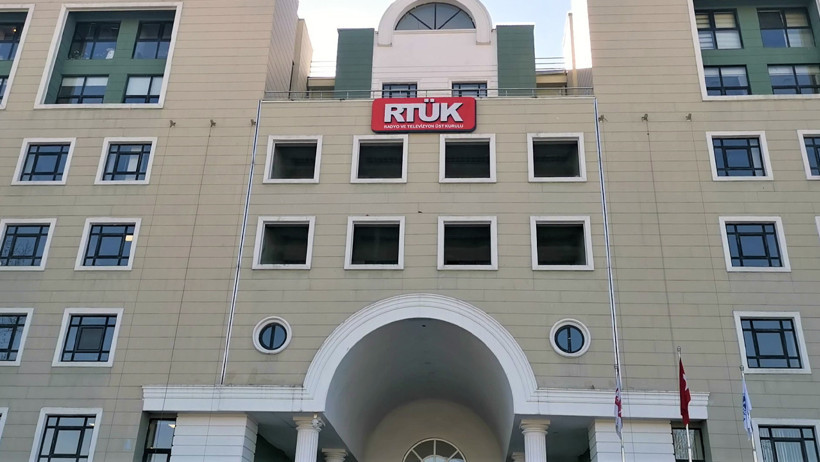 RTÜK'ten Kritik Uyarı! 'Yapılan Dolandırıcılık' - Resim : 1