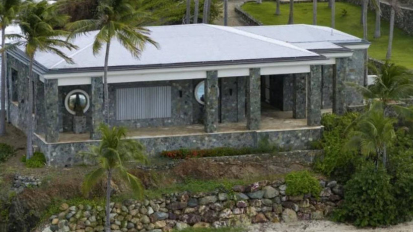 Epstein'in ‘İstismar’ Adası İlk Kez Görüntülendi! Sır Gibi Saklanıyordu - Resim : 7