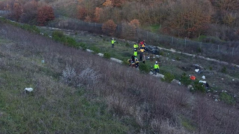 İzmir-İstanbul Otoyolu’nda Feci Kaza! Ölü ve Yaralılar Var - Resim : 1