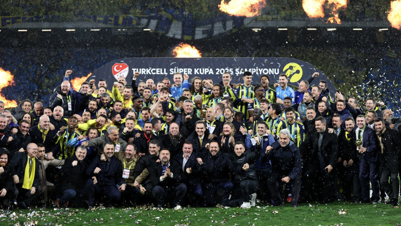 Süper Kupa Fenerbahçe'nin! Guendouzi İlk Maçında Parladı - Resim : 2