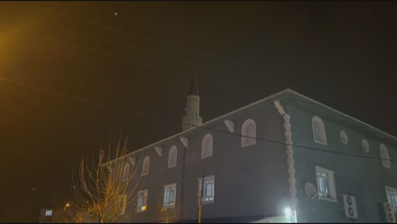 İstanbul&rsquo;da Cami Avlusunda Silahlı Saldırı! Yaşlı Adam Hayatını Kaybetti - Resim : 2