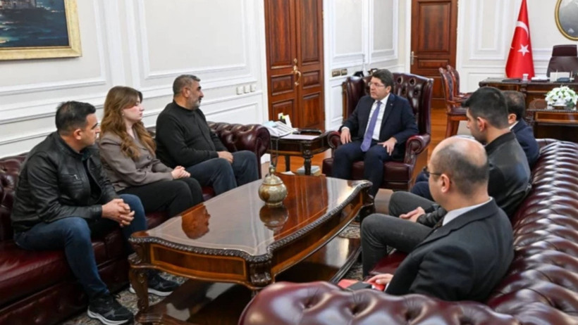 Rojin Kabaiş'in Babası, Adalet Bakanı Tunç'la Görüştü! Neler Konuşuldu? - Resim : 1