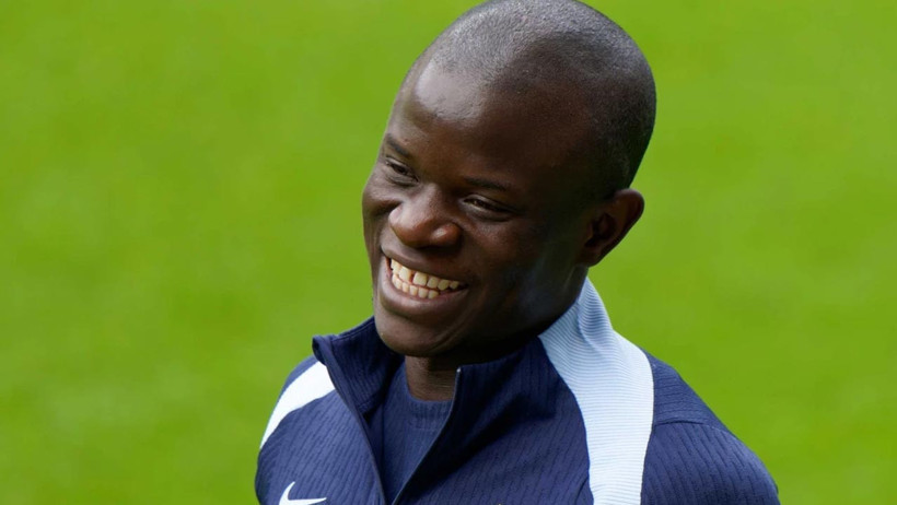 Fenerbahçe'de Kanté Bombası Patladı! İşte Alacağı Maaş… - Resim : 1