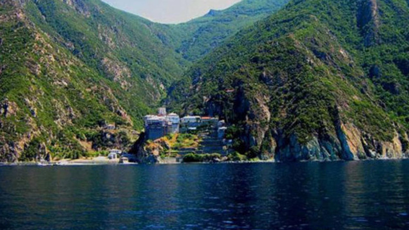 Bu Adada Sadece Erkekler Yaşıyor, Kadınların Adım Atması Yasak - Resim : 1