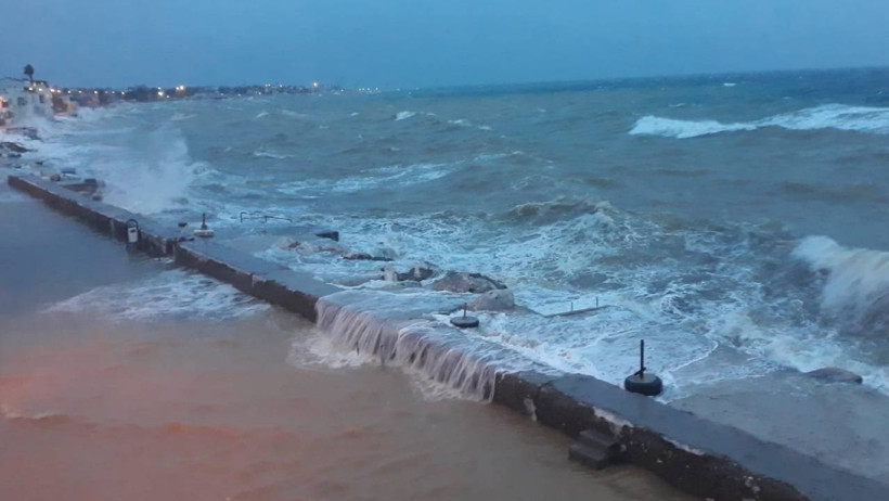 Kuvvetli Sağanak Felakete Döndü: İzmir, Aydın ve Çanakkale Sular Altında Kaldı - Resim : 3
