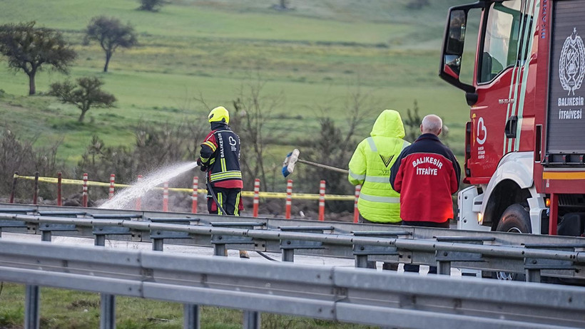 Türkiye Güne Acı Haberle Uyandı: Balıkesir’de F-16 Uçağı Düştü! 1 Pilot Şehit Oldu - Resim : 3