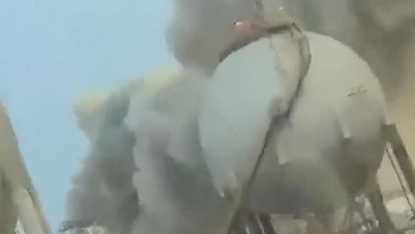 İran, Suudi Petrol Devi Aramco'nun Rafinerisini Vurdu! Tesis Kapatıldı, Gözler Petrol Fiyatlarında - Resim : 1