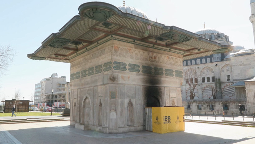 İstanbul'un Göbeğindeki 3 Asırlık Osmanlı Mirasını Yaktılar! Tophane Çeşmesi'nde İçler Acıtan Görüntü - Resim : 2