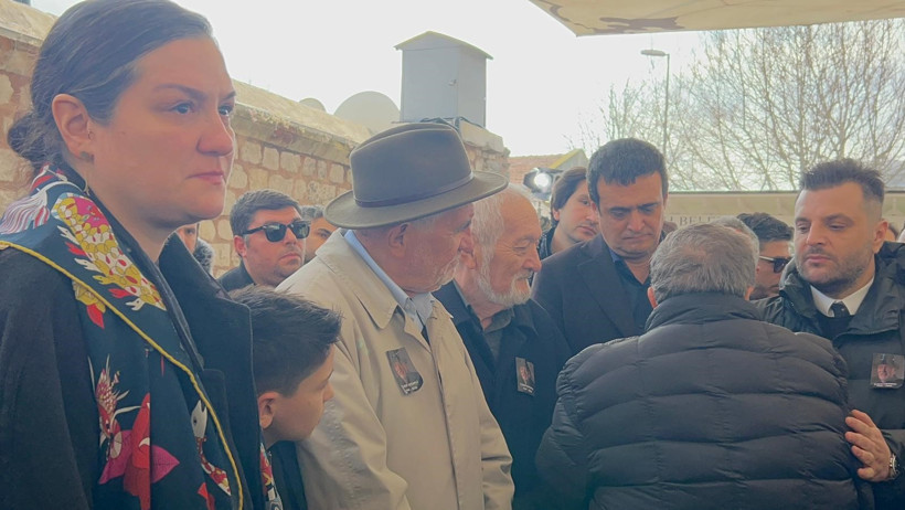 İlber Ortaylı'ya Son Veda... Tarihin Kalbine Defnedildi - Resim : 9