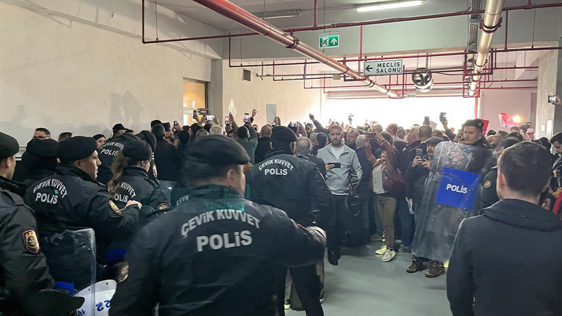 Bursa Büyükşehir Belediyesi AK Parti'ye Geçti - Resim : 1