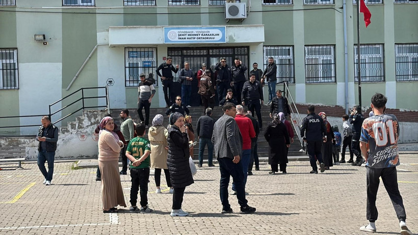 Diyarbakır'da Okul Önünde Silah Sesleri: Pompalı Tüfekli Saldırgan Yakalandı - Resim : 1