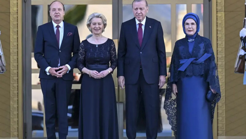 K&uuml;lliye'de NATO Resepsiyonu: D&uuml;nya Liderleri Bir Araya Geldi - Resim : 4
