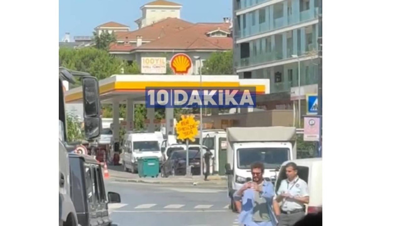 Ünlü Şef Danilo Zanna Lüks Cipiyle Kaza Yaptı - Resim : 1
