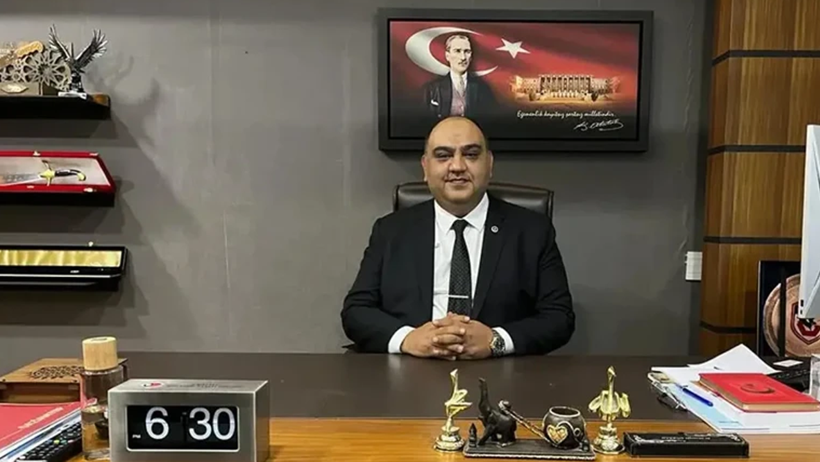Kulislerde 'Transfer' Hareketliliği: AK Parti'ye Katılacağı İddia Edilen Vekil Telefonlarını Kapattı - Resim : 1