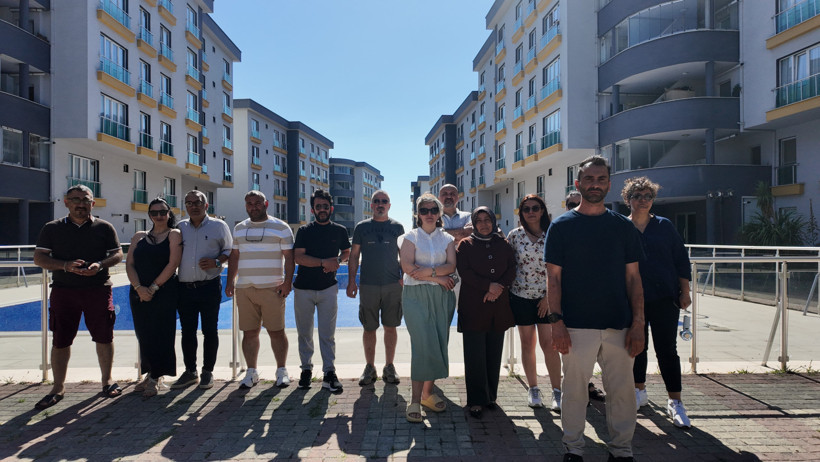 Tuzla'da Site Sakinlerine Mafya Kabusu: 22 Milyon TL'lik Aidat Bahiste Batmış - Resim : 1