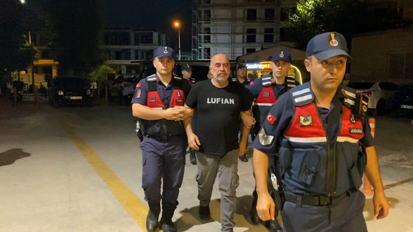 Uyuşturucu Operasyonunda Gözaltına Alınan Ezel Akay Hakkında Karar - Resim : 1