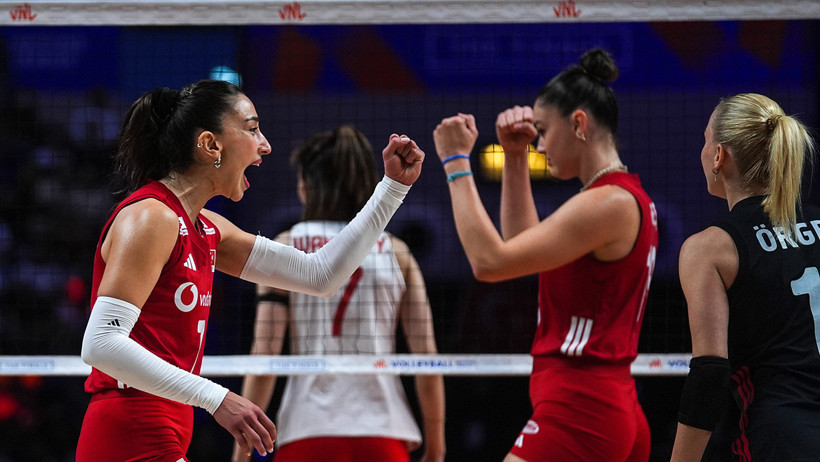 Filenin Sultanları Milletler Ligi'nde Finalde: Ev Sahibi Çin'e Set Vermedik - Resim : 1