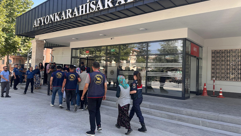 4 Yaşındaki Çocuğun Ölümünde Kan Donduran Detay! Annesi, Oğlunun Ölümünden 3 Gün Sonra Şüpheliyle Evlendi - Resim : 2
