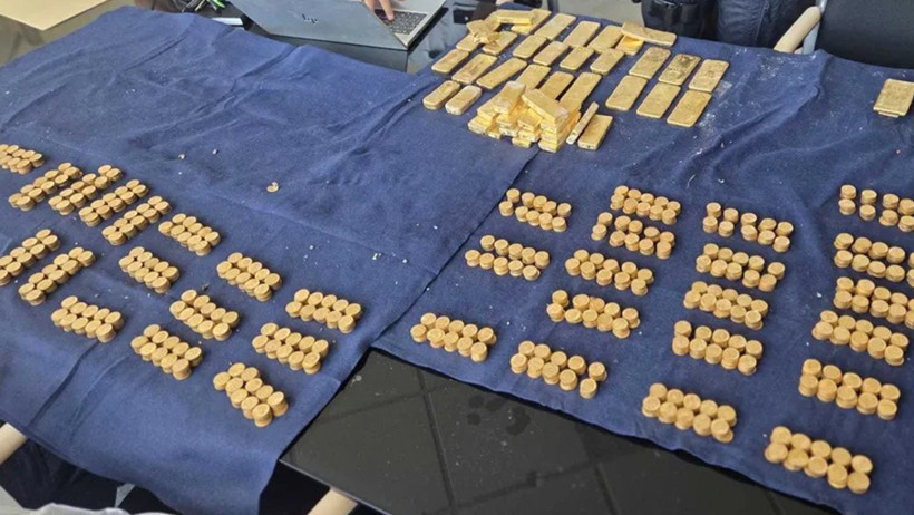 Belçika’da Tadilat Sırasında Akılalmaz Keşif: Duvara 9 Milyon Euroluk Altın Gizlenmiş - Resim : 1
