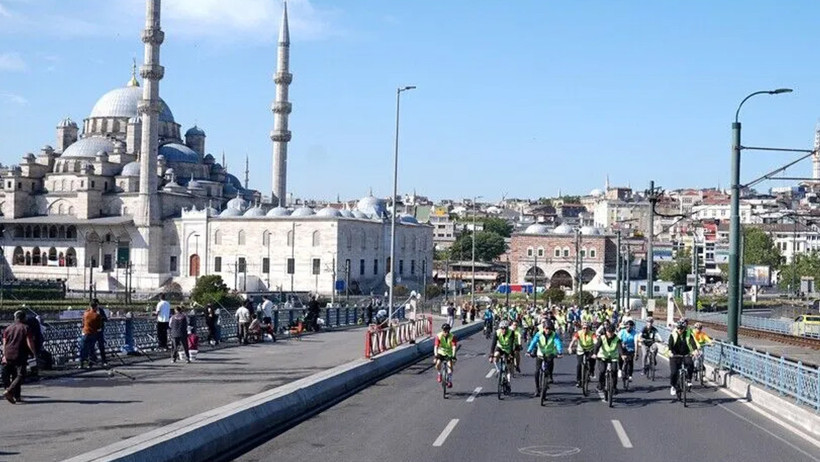 İstanbul’da Triatlon Trafiği: Kapanacak Yollar ve Alternatif Güzergahlar Açıklandı - Resim : 1