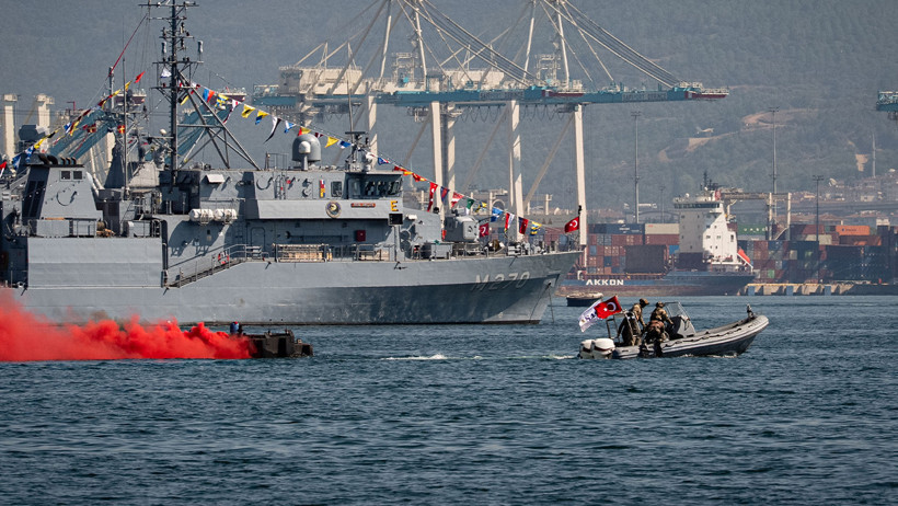 TEKNOFEST Mavi Vatan'ın İkinci Gününde Nefes Kesen Gösteri! SAT ve SAS Komandoları Sahne Aldı - Resim : 2