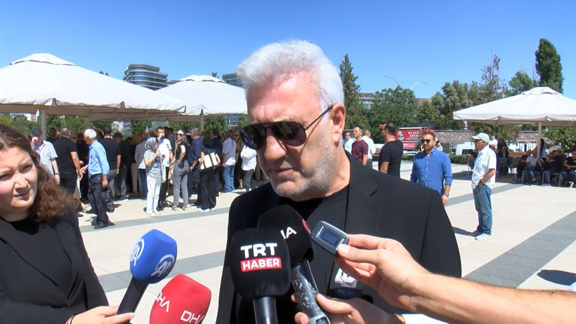 Sanat Dünyasını Yıkan Ölüm! Serhat Kılıç Son Yolculuğuna Uğurlandı - Resim : 2