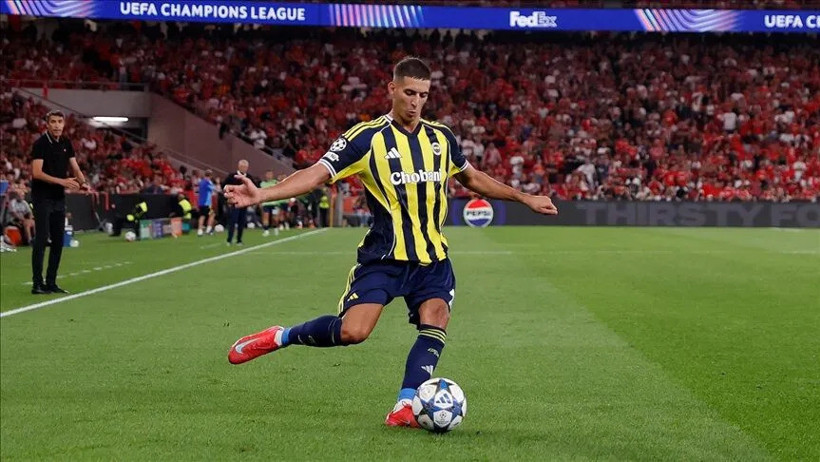 Fenerbahçe'de Sakatlık Şoku: Yıldız Oyuncunun Menisküsünde Yırtık Tespit Edildi - Resim : 1