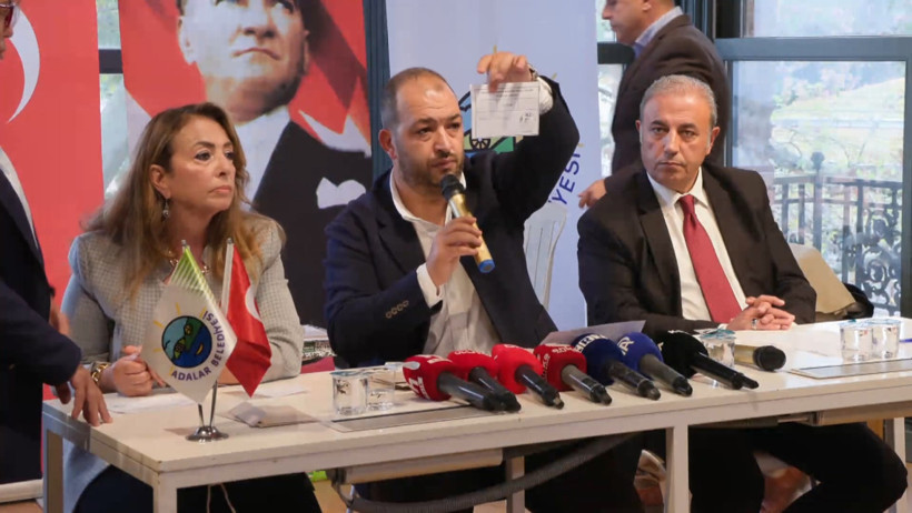 Adalar’da Meclis Karıştı, Dengeler Değişti: CHP Adayını Çekti, Koltuk AK Parti’ye Geçti - Resim : 2