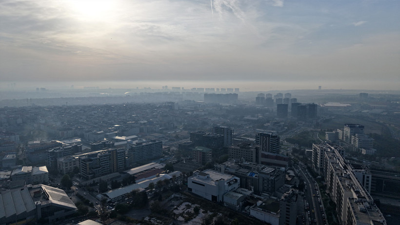 İstanbul’un Üzerini Gri Bir Örtü Kapladı! Hava Kalitesi İlçe İlçe Değişti, İki Semt İçin Alarm - Resim : 3