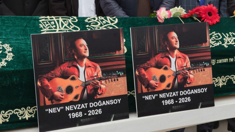 57 Yaşında Hayatını Kaybeden Nev'e Son Veda: Ünlü İsimler Yalnız Bırakmadı - Resim : 3