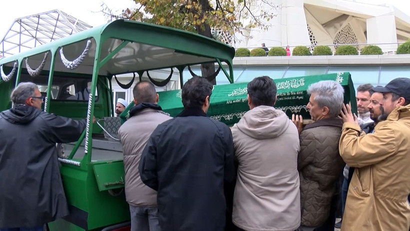 Evlat Acısına Dayanamadı: Ünlü Yayıncı ve Yazar Cem Akaş’a Hüzünlü Veda - Resim : 7