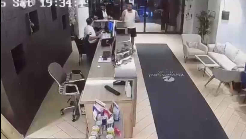 Yine Rezidans, Yine Şüpheli Kadın Ölümü! Sevgilisinin Evinde Ölü Bulundu, Kaçan Erkek Tutuklandı: İşte O Görüntüler... - Resim : 3