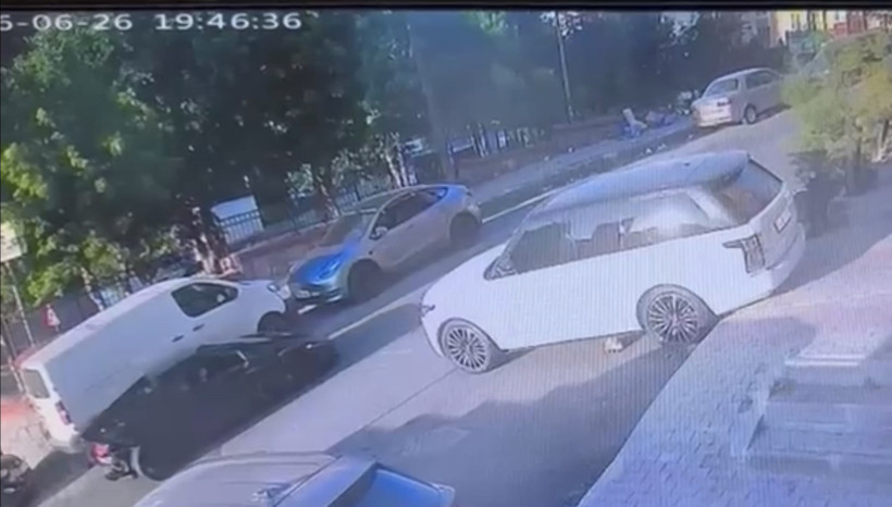 Kağıthane'de Tamircinin Test Sürüşü Pahalıya Patladı: Lüks Aracın Sahibi Kabusu Yaşadı - Resim : 1