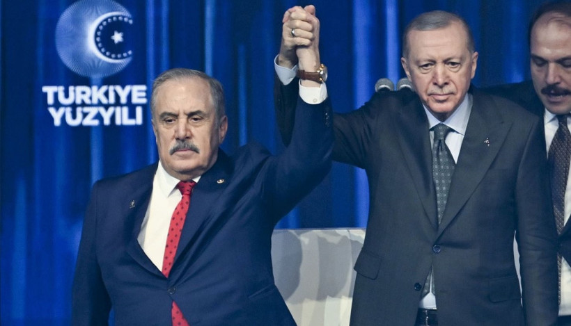 AKP'li Ensarioğlu'ndan Çarpıcı Demirtaş Çıkışı! 'Sürece Faydası Olur' - Resim : 1