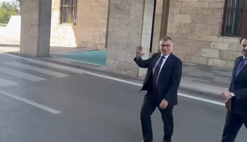 Meclis'te Kritik 'Çerçeve Yasa' Zirvesi: AK Parti Kurmayları Kurtulmuş ile Görüştü - Resim : 2