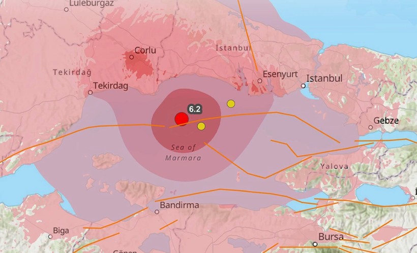 İstanbul Sallandı, Kafalar Karıştı! Deprem Uzmanları Farklı Farklı Konuştu... Depremi Bu Kadar Farklı Yorumlamak Mümkün mü? - Resim : 1