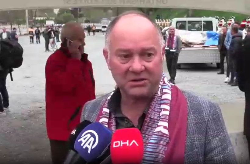 Volkan Konak'a Son Görev! Trabzon'da Vasiyetindeki Ceviz Ağacının Altına Defnedildi - Resim : 4