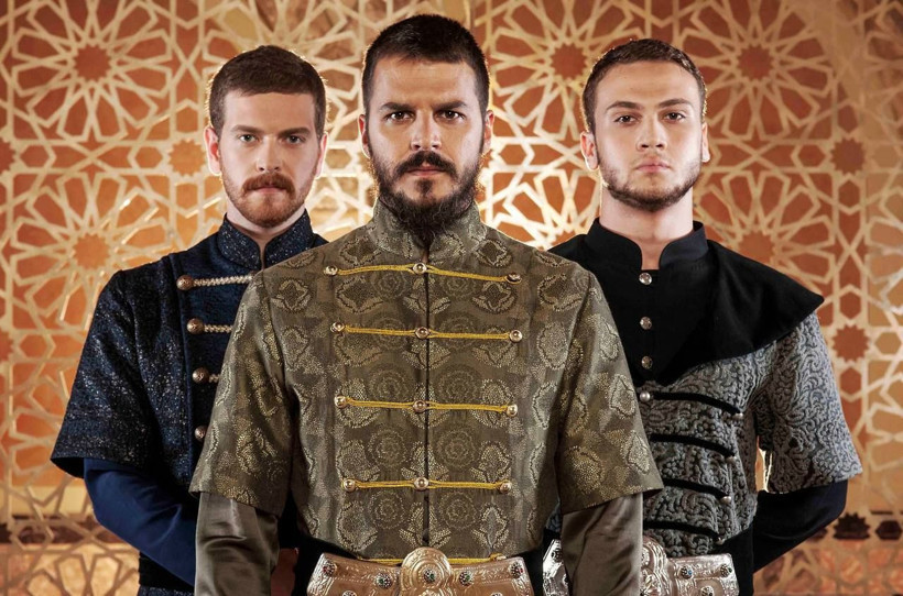 Ünlü Oyuncu Aras Bulut İynemli’nin Lüks Teknesinin Fiyatı Dudak Uçuklattı! En Özel Konuğunu Ağırladı - Resim : 2