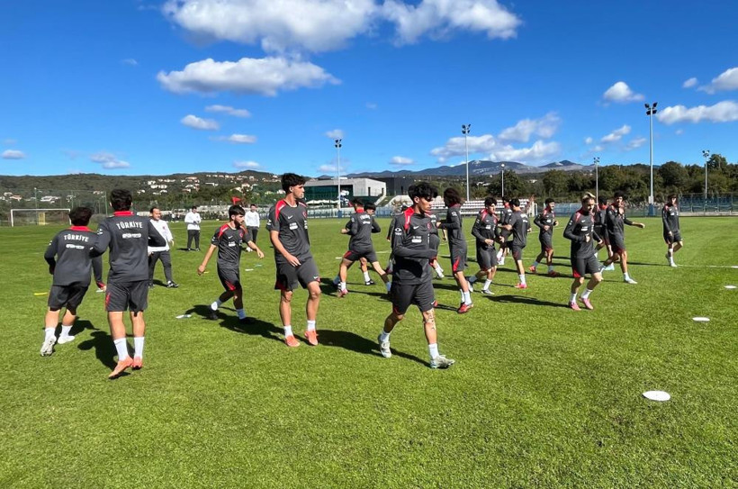 U19 Milli Takımı, Danimarka Maçı Hazırlıklarına Başladı - Resim : 1