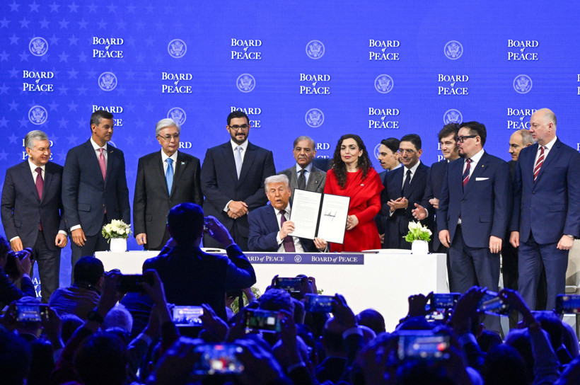 Gazze Barış Kurulu İçin İmzalar Atıldı - Resim : 5