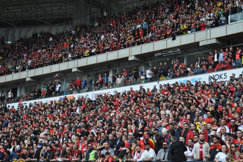 Eskişehirspor Rekoru Kırdı, Tarihe Geçti - Resim : 1