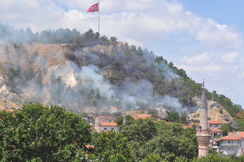 Tarihi Kütahya Kalesi’ndeki Yangından Sevindiren Haber - Resim : 2