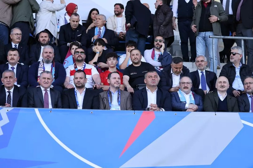 Berat Albayrak Uzun Süre Sonra Görüntülendi - Resim : 2