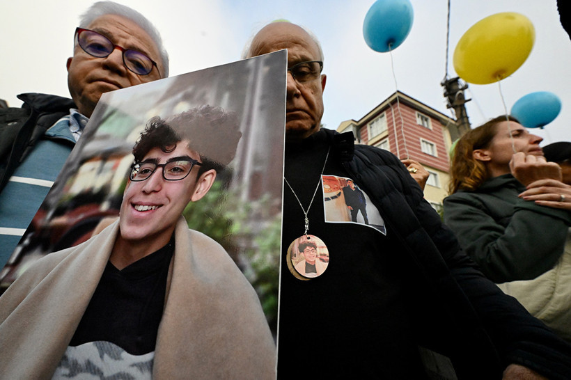 78 Kişiye Mezar Olmuştu... Kartalkaya Yangın Faciası Davasında Otel Sahibine Tepki: 'KATİL' - Resim : 2