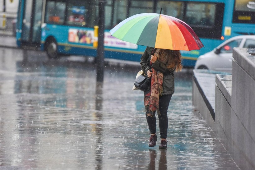 Meteoroloji 20 ili tek tek uyardı: Şemsiyeleri hazırlayın, gök gürültülü sağanak geliyor! - Resim: 1